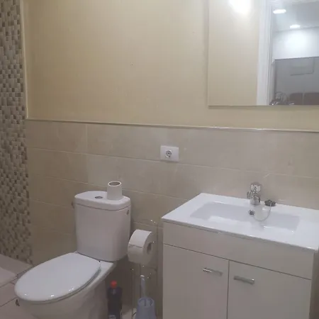 Doramas Private Shared Toilet 3*